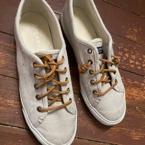 Sperry Sneakers